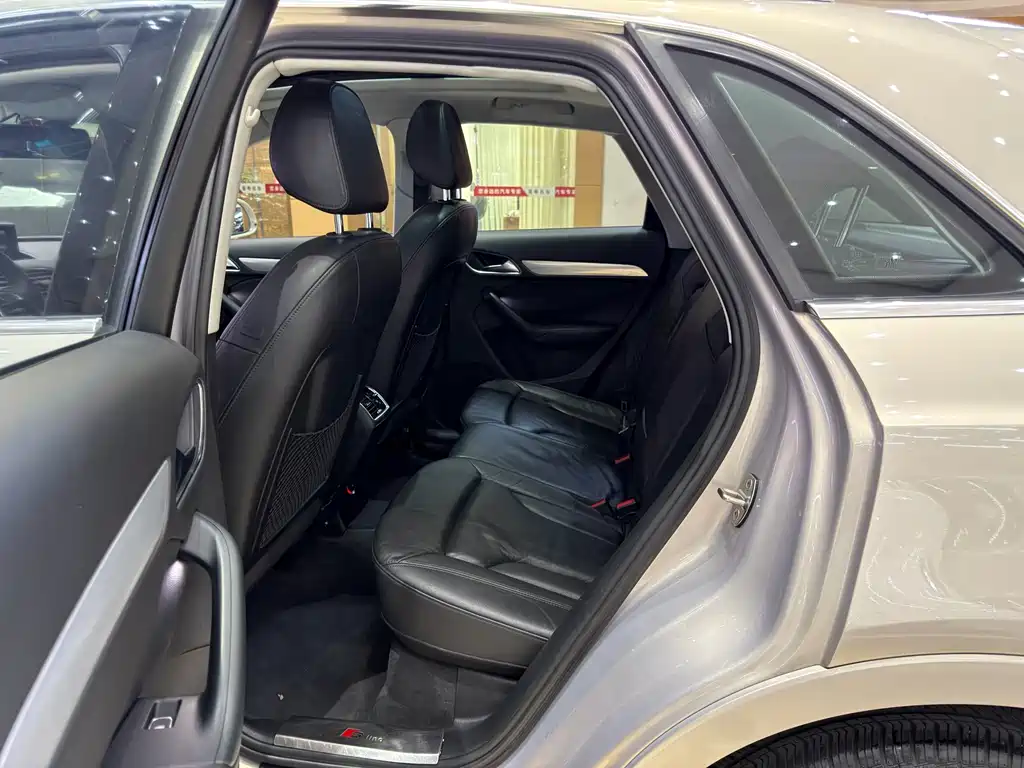 Audi Q3 — миниатюра 5