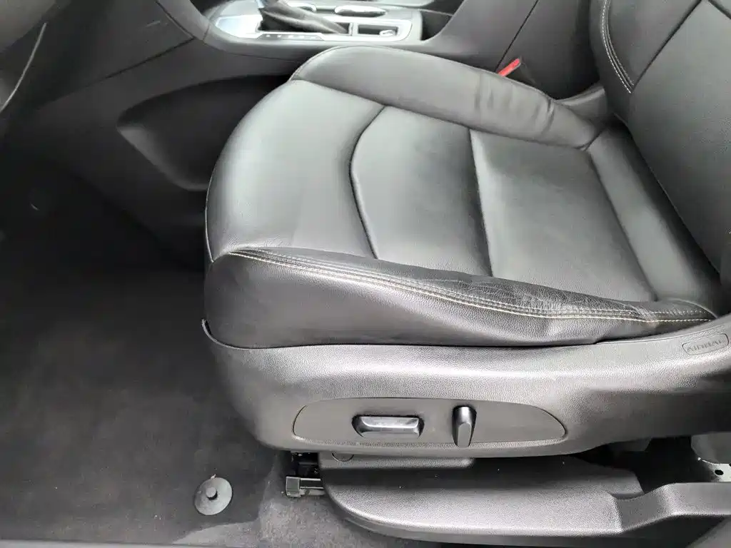 Chevrolet Equinox — миниатюра 20