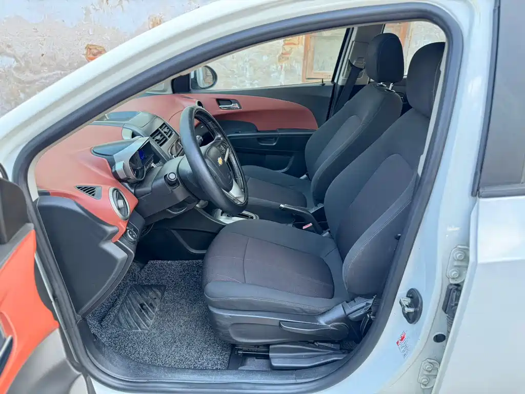 Chevrolet Aveo — миниатюра 3