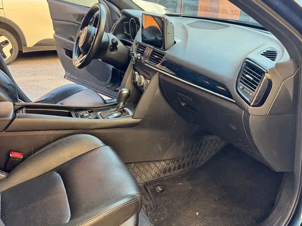 Mazda CX-4 — миниатюра 8