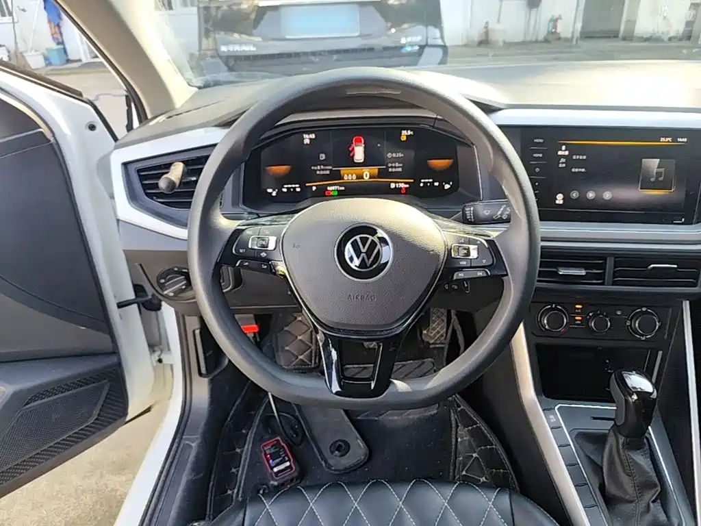 Volkswagen Polo — миниатюра 11