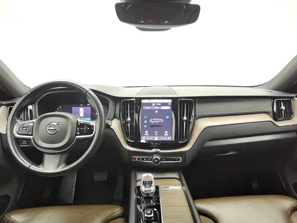 Volvo XC60 — миниатюра 5