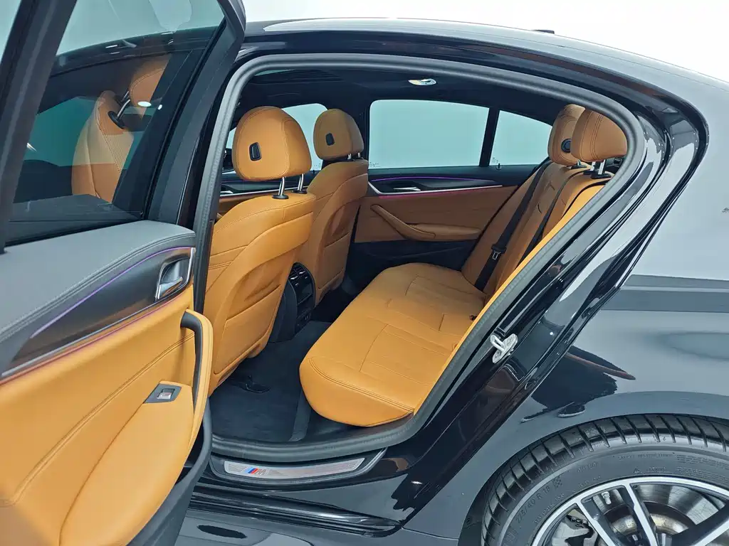 BMW 5 Series (Import) — миниатюра 15