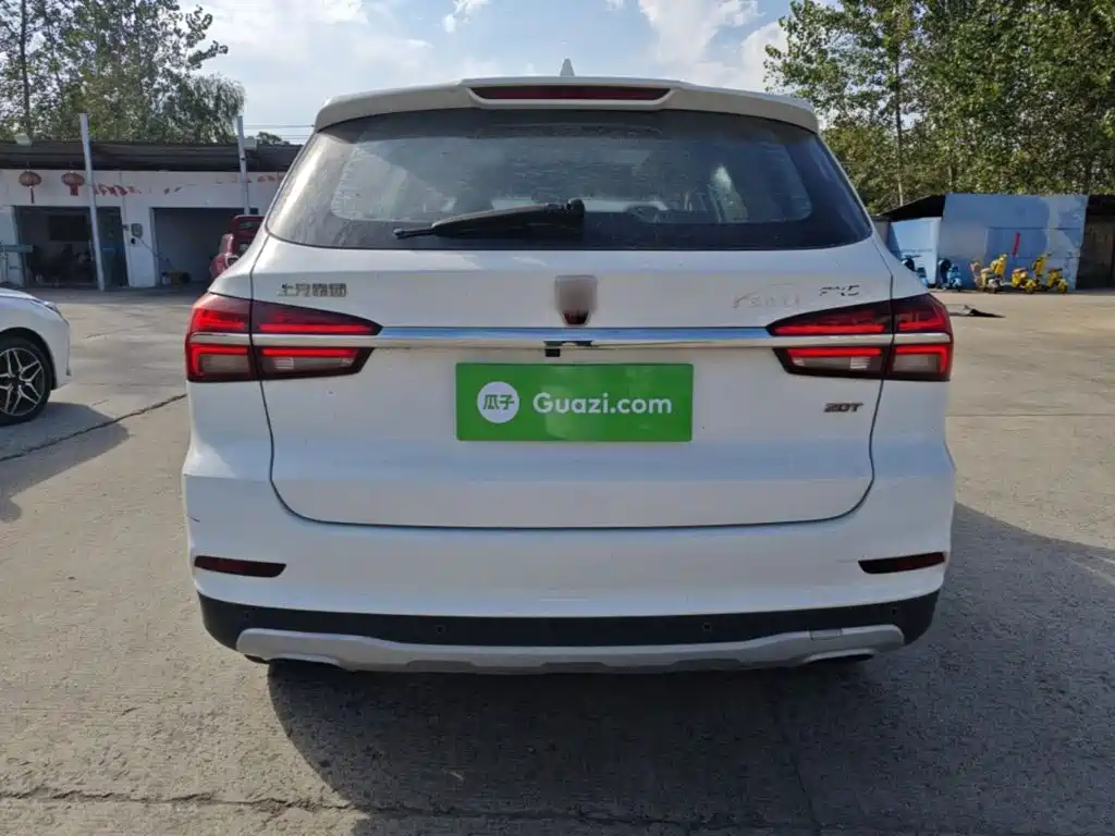 Roewe RX5 — миниатюра 6