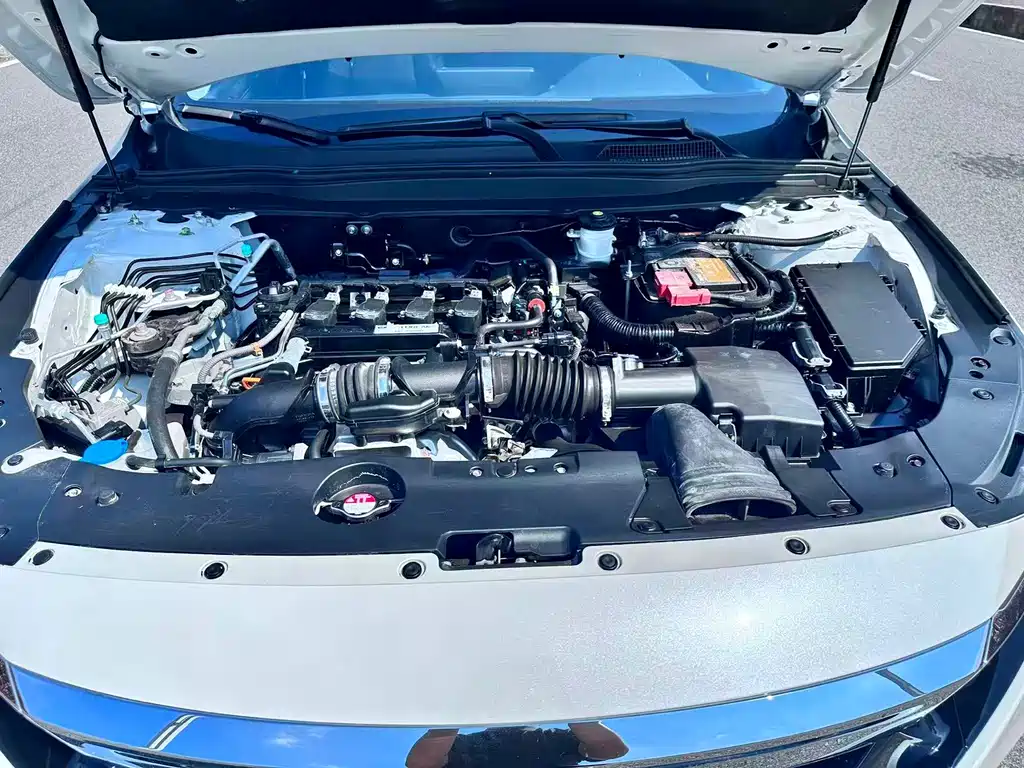 Honda Accord — миниатюра 13