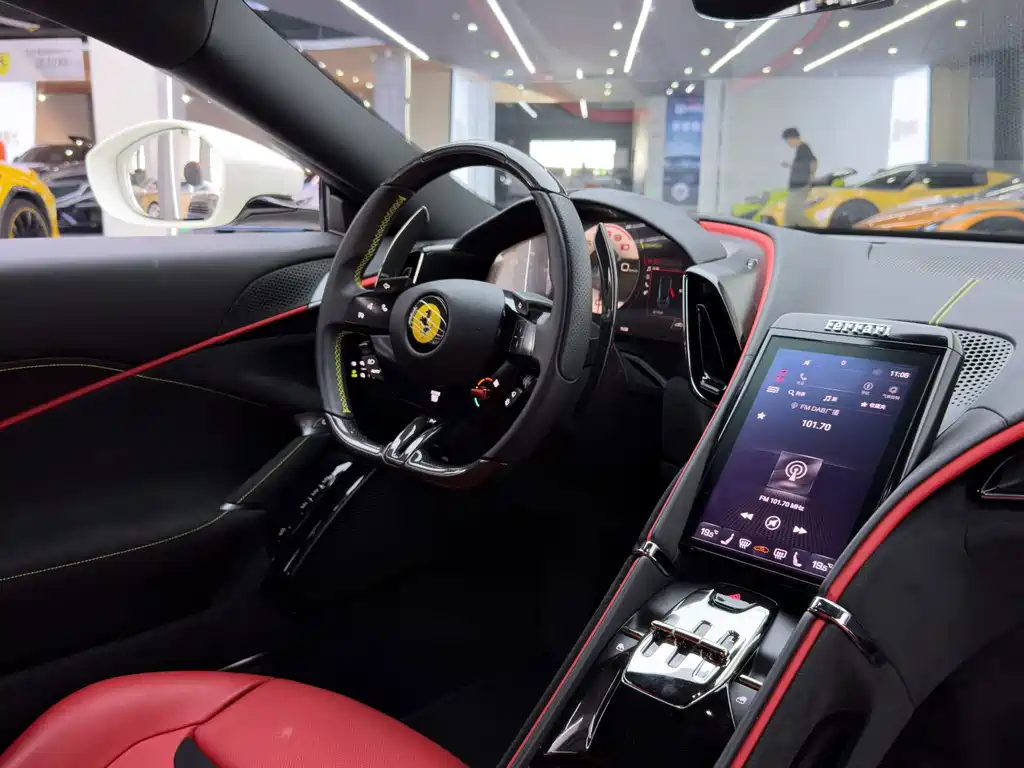 Ferrari Roma — миниатюра 18