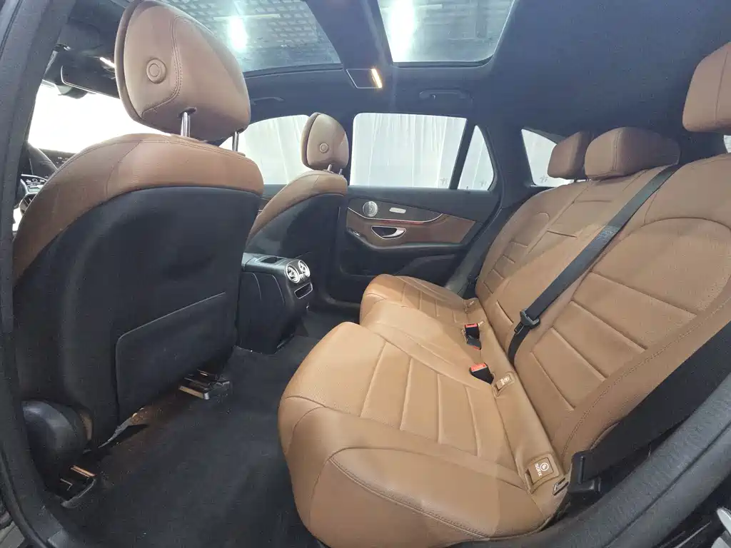 Mercedes-Benz GLC — миниатюра 10