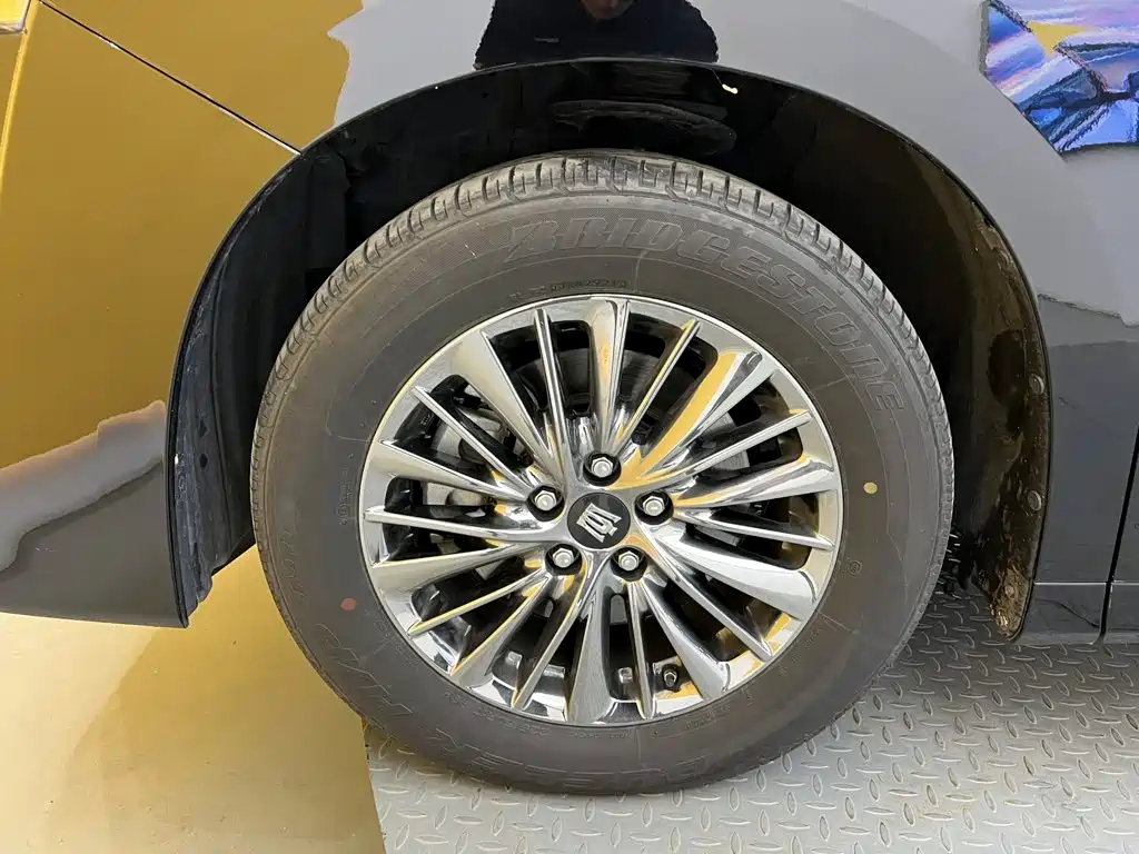 Toyota Vellfire — миниатюра 10
