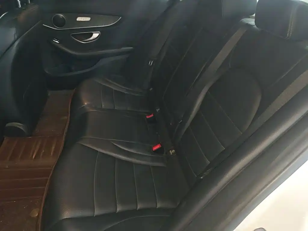 Mercedes-Benz C-Class — миниатюра 17