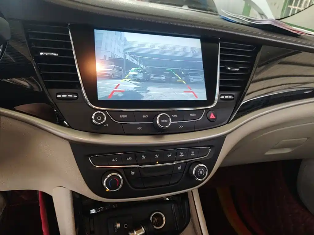 Buick Verano — миниатюра 13