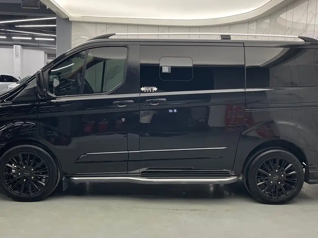 Ford Tourneo 2020 2.0T AT VI