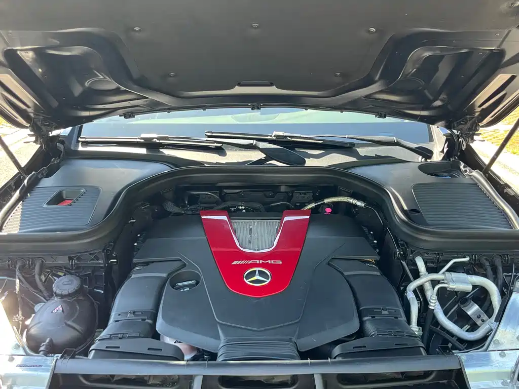 MERCEDES-BENZ GLC AMG