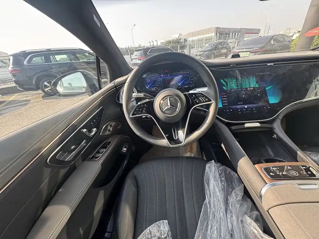 Mercedes-Benz EQS — миниатюра 10