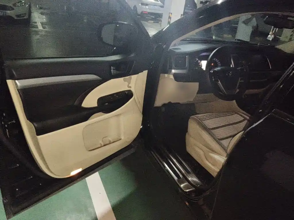 Toyota Highlander — миниатюра 12
