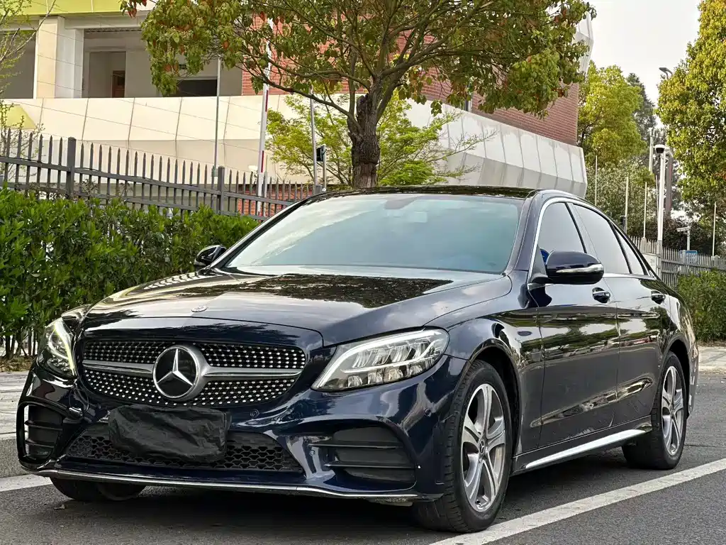 Mercedes-Benz C-Class 2019