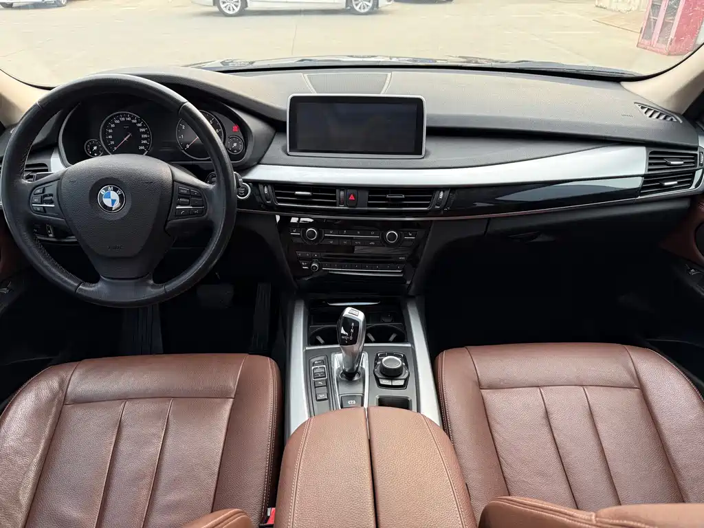 BMW X5 (Import) — миниатюра 12
