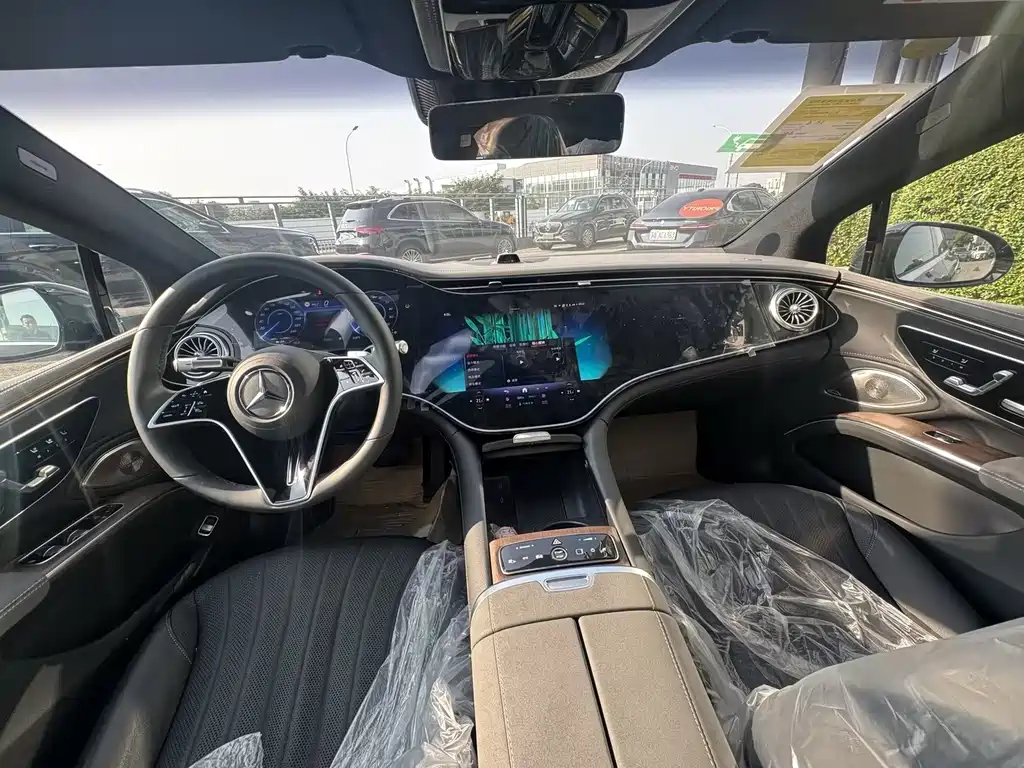 Mercedes-Benz EQS — миниатюра 9