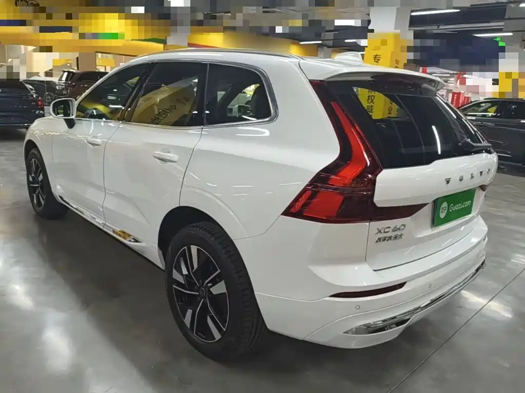 Volvo XC60 — миниатюра 5
