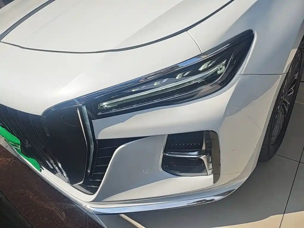 Hongqi Hongqi H5 — миниатюра 24