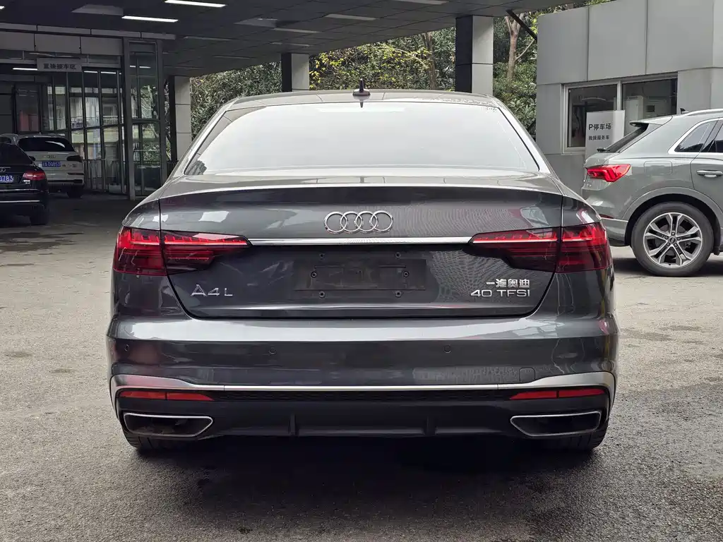 AUDI A4L