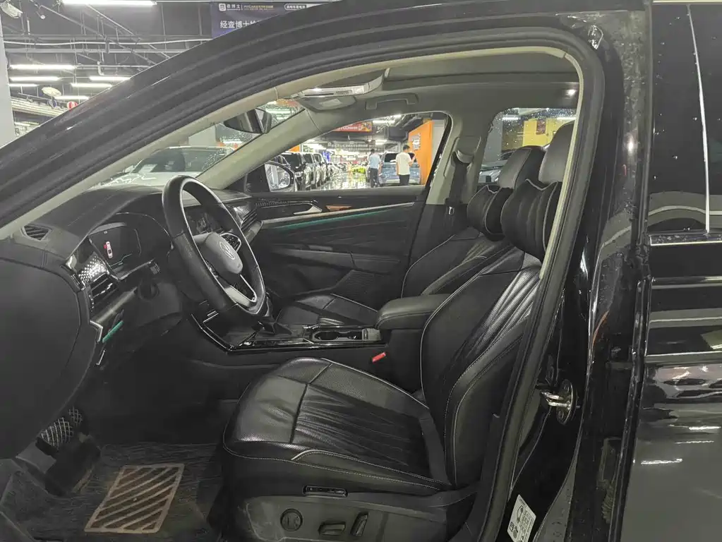 Volkswagen Passat — миниатюра 8