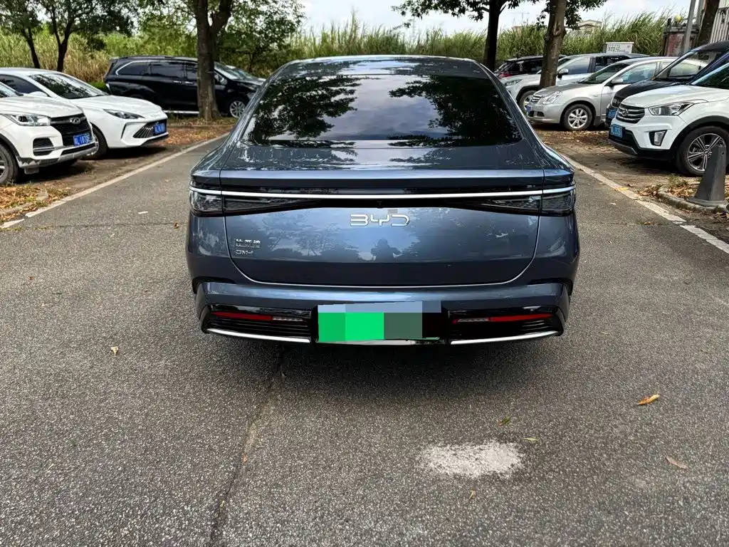 BYD Seal — миниатюра 8