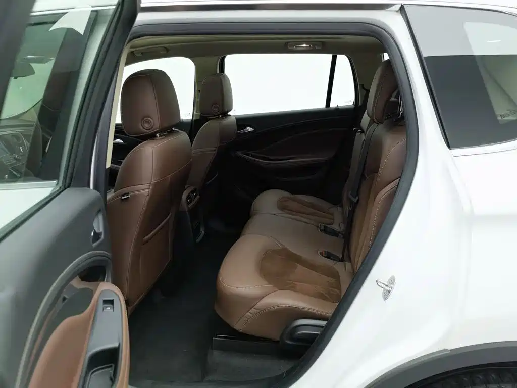 Buick Envision Plus — миниатюра 15