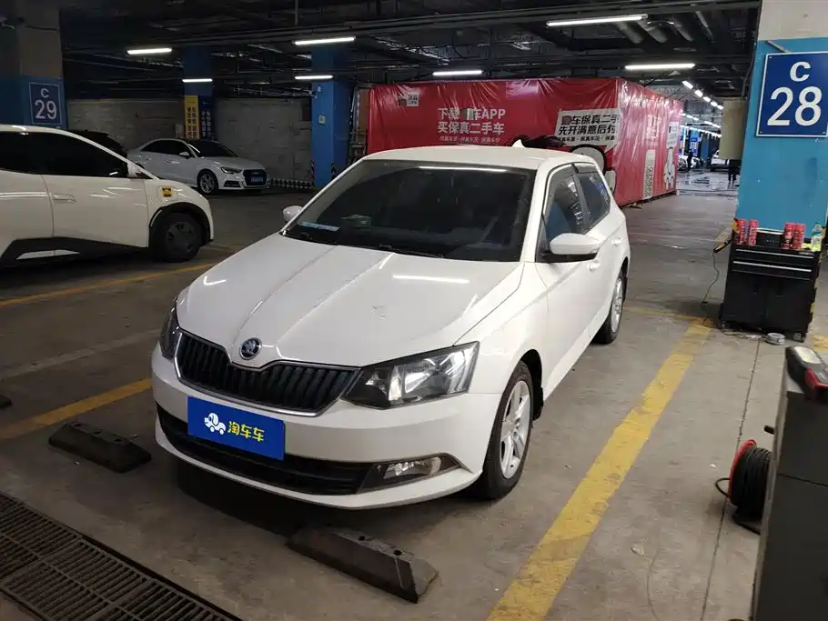 Skoda Fabia 2015