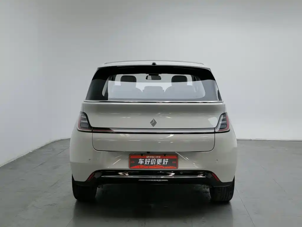 Baojun Yunduo — миниатюра 4