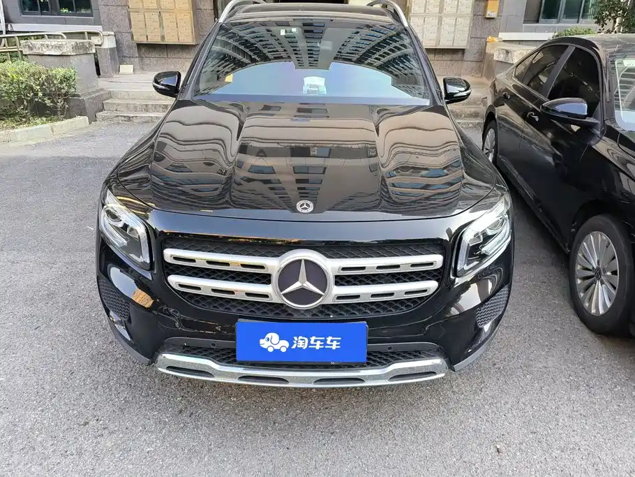 Mercedes-Benz GLB — миниатюра 2