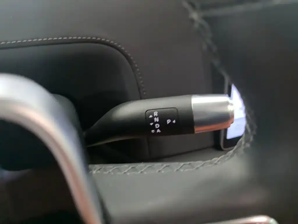 Li Auto Li L9 — миниатюра 14