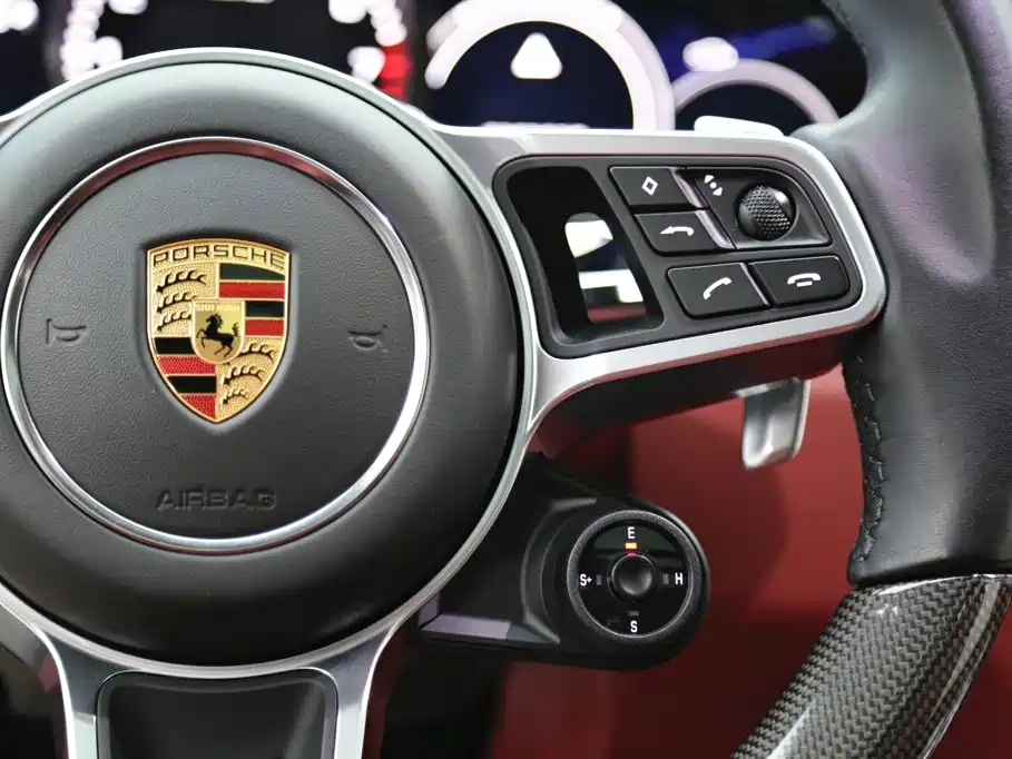 Porsche Cayenne Hybrid — миниатюра 18