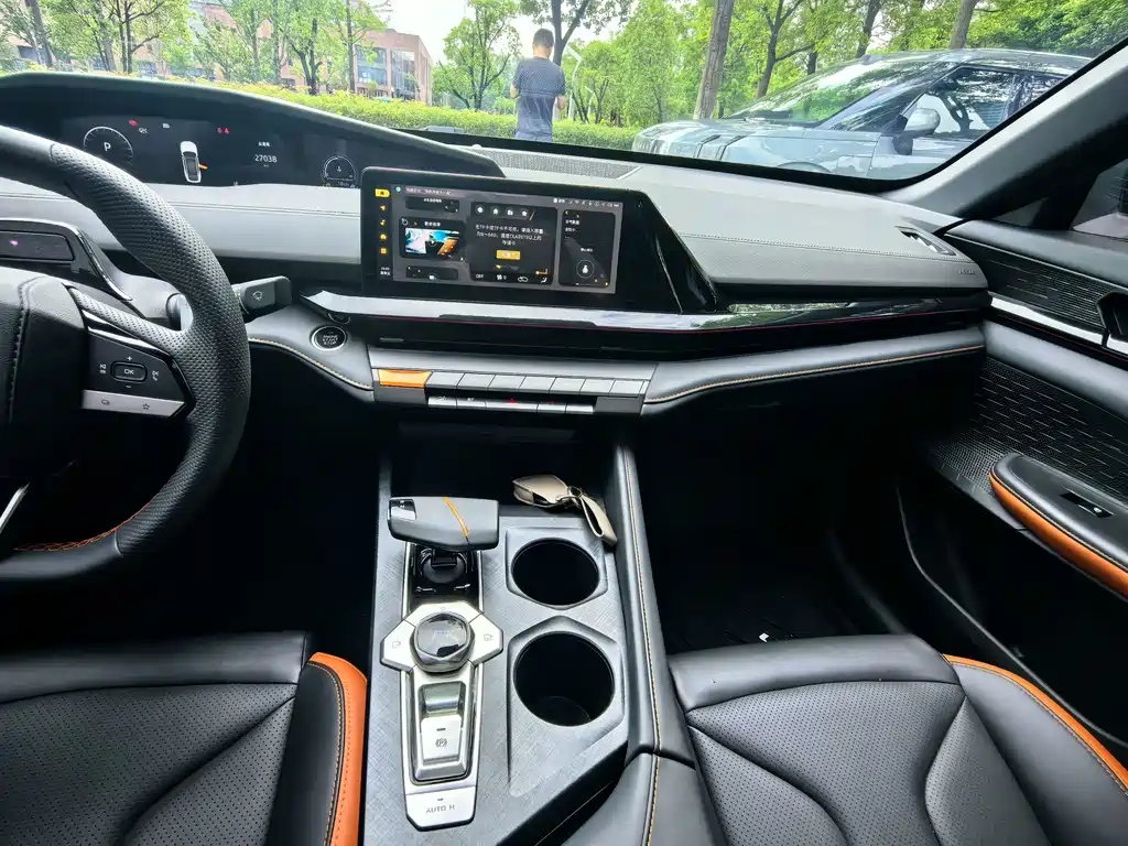 Changan UNI-V — миниатюра 19