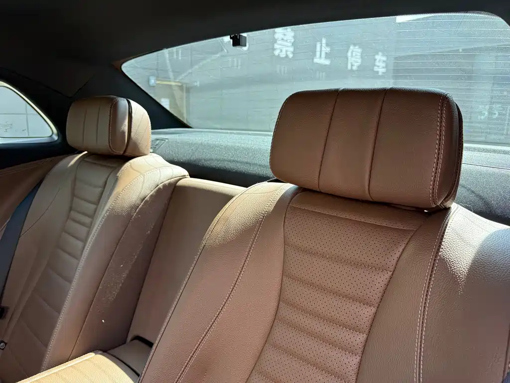Mercedes-Benz E-Class — миниатюра 37
