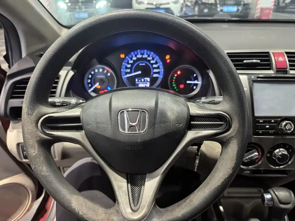 Honda City Classic — миниатюра 9