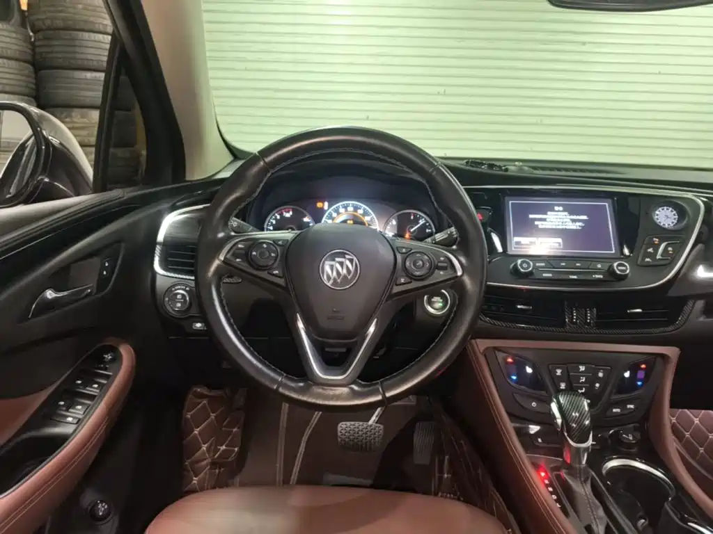 Buick Envision Plus — миниатюра 11