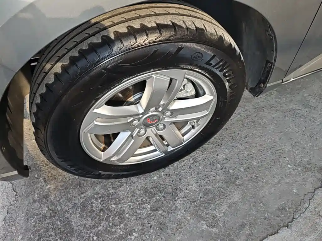 Wuling Hongguang PLUS — миниатюра 23