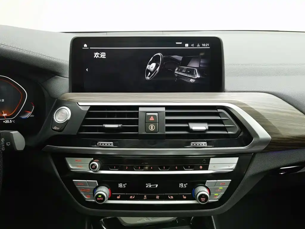 BMW X3 — миниатюра 12