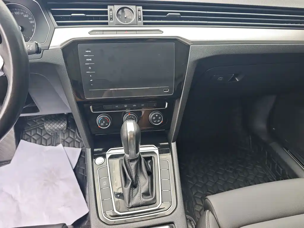 Volkswagen Magotan — миниатюра 6