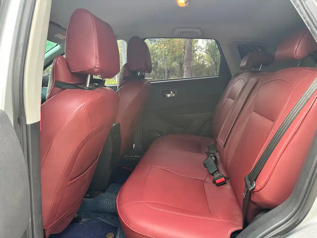Nissan Qashqai — миниатюра 5