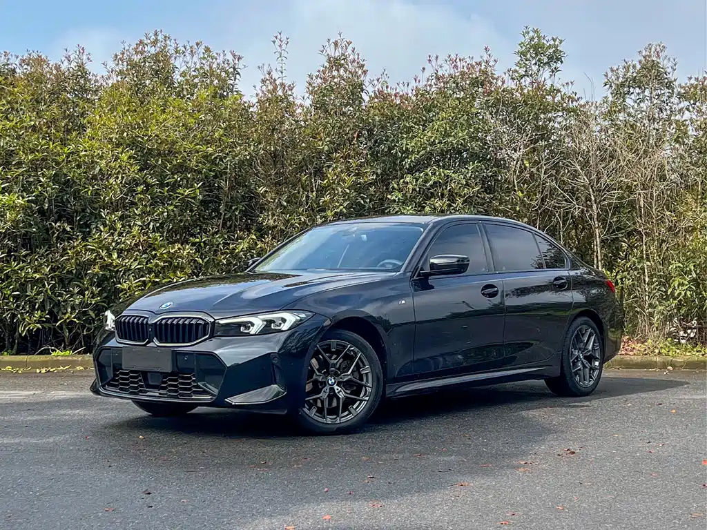 BMW 3 Series 2025