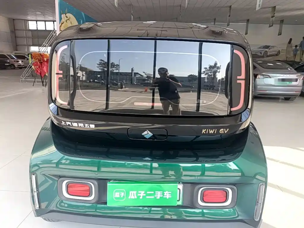 Baojun KiWi EV — миниатюра 6