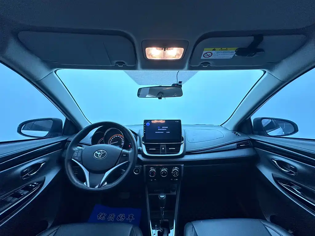 Toyota Yaris L — миниатюра 11