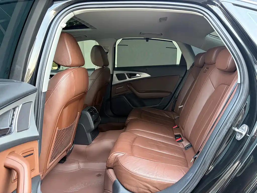 Audi A6L — миниатюра 7