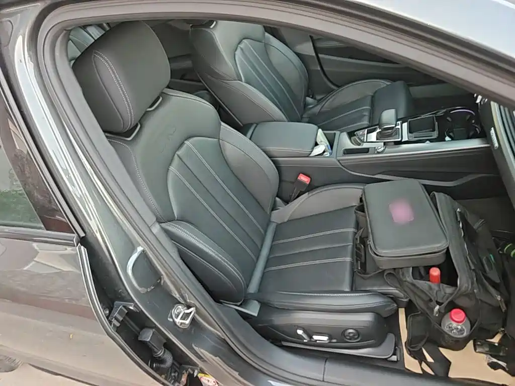 Audi A4L — миниатюра 25