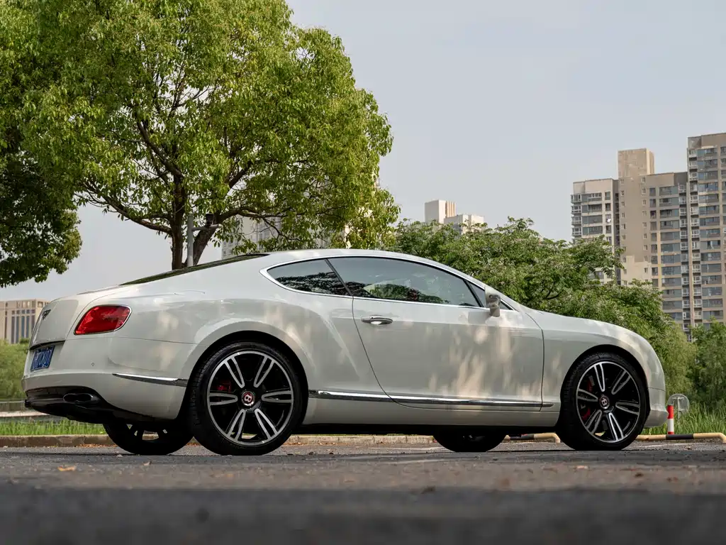 Bentley — фотографии объявления, Фото 7