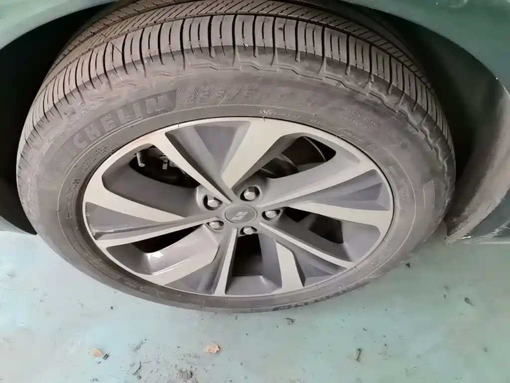 Li Auto Li ONE — миниатюра 23