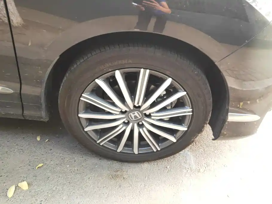 Honda Elysion — миниатюра 6