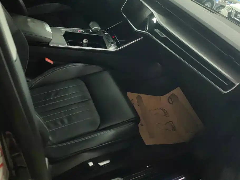 Audi A6L — миниатюра 8