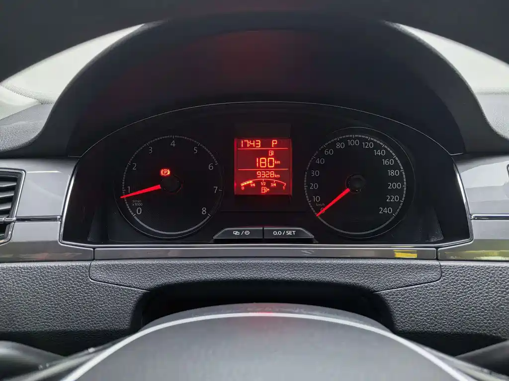 Volkswagen Santana — миниатюра 12